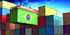 Mesmo com suspensões, exportações de carne de frango mantêm patamares próximos de 400 mil toneladas