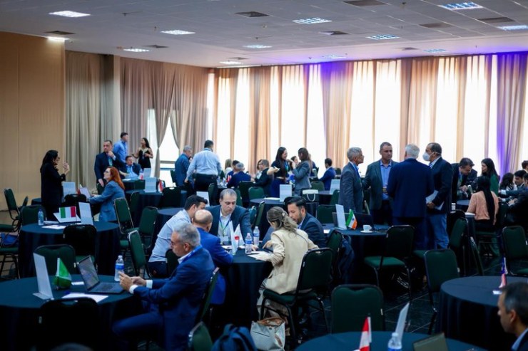 Adidos agrícolas e setor produtivo do Mato Grosso discutem expansão de mercados